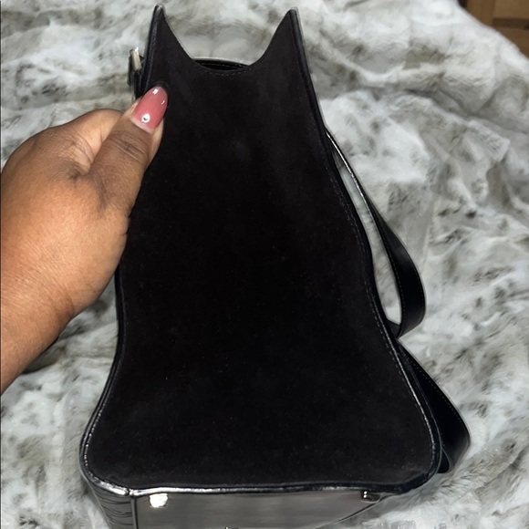 Salvatore Ferragamo Black Tote Bag with Embossed Pattern and Structured Shape - Picture 9 of 16